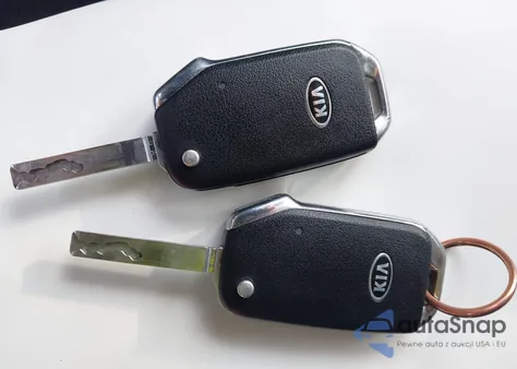 2020 Kia Forte Lxs из США, поврежденный, VIN 3KPF24AD5LE224096